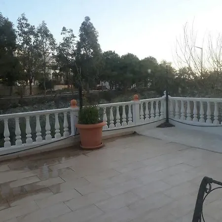 Villa Zuemruetevler